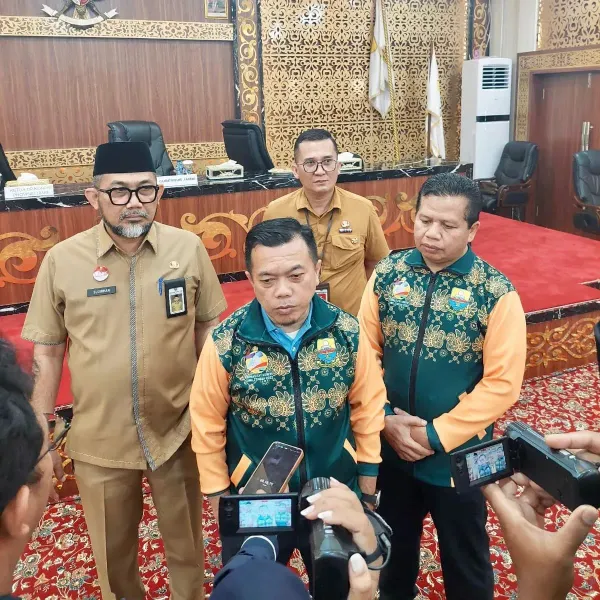 Gubernur Jambi melepas Kontingen KORPRI Provinsi Jambi untuk mengikuti Pekan Olahraga Nasional (PORNAS) XVI KORPRI di Kota Semarang