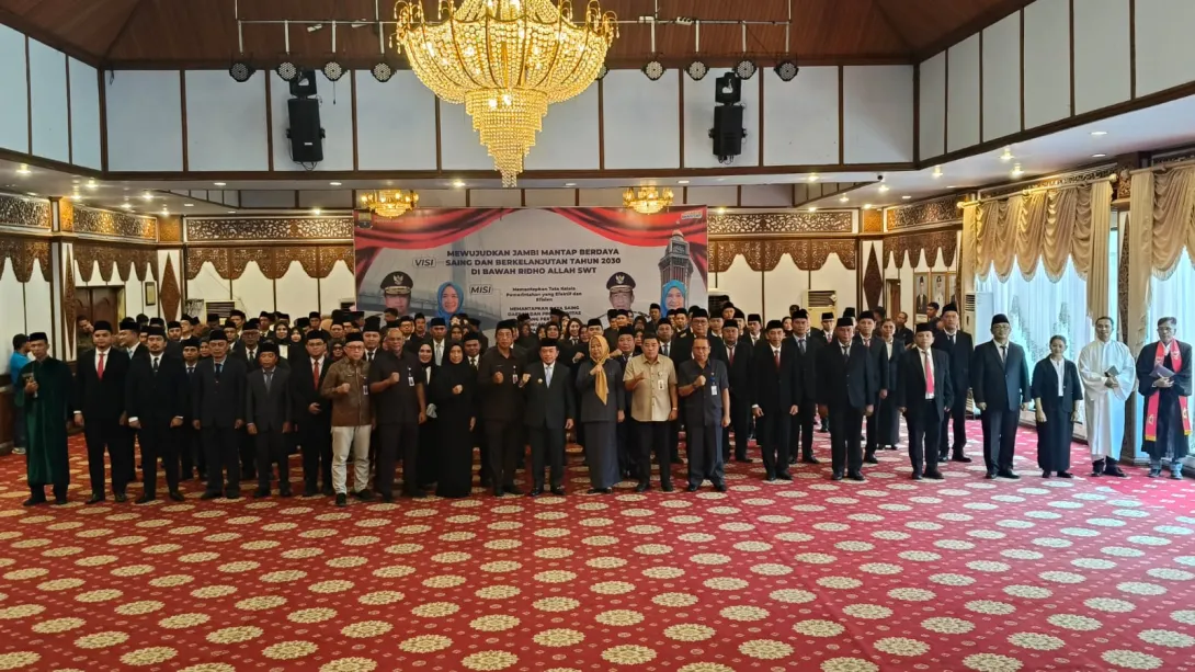 Gubernur Jambi Lantik Pejabat Administrator, Pengawas dan Fungsional