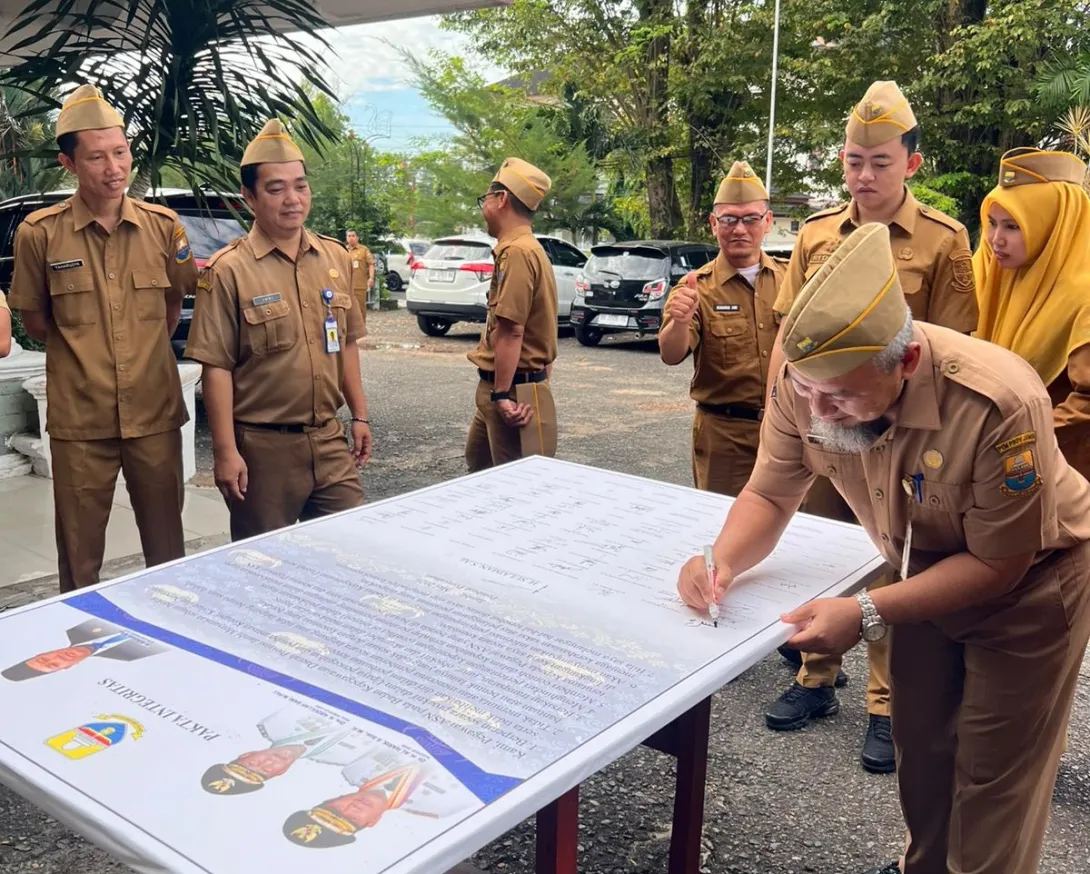 Penandatanganan Pakta Integritas